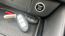 Nissan Qashqai 1.3 DiG-T MH Premiere Edition 5dr Petrol Hatchback